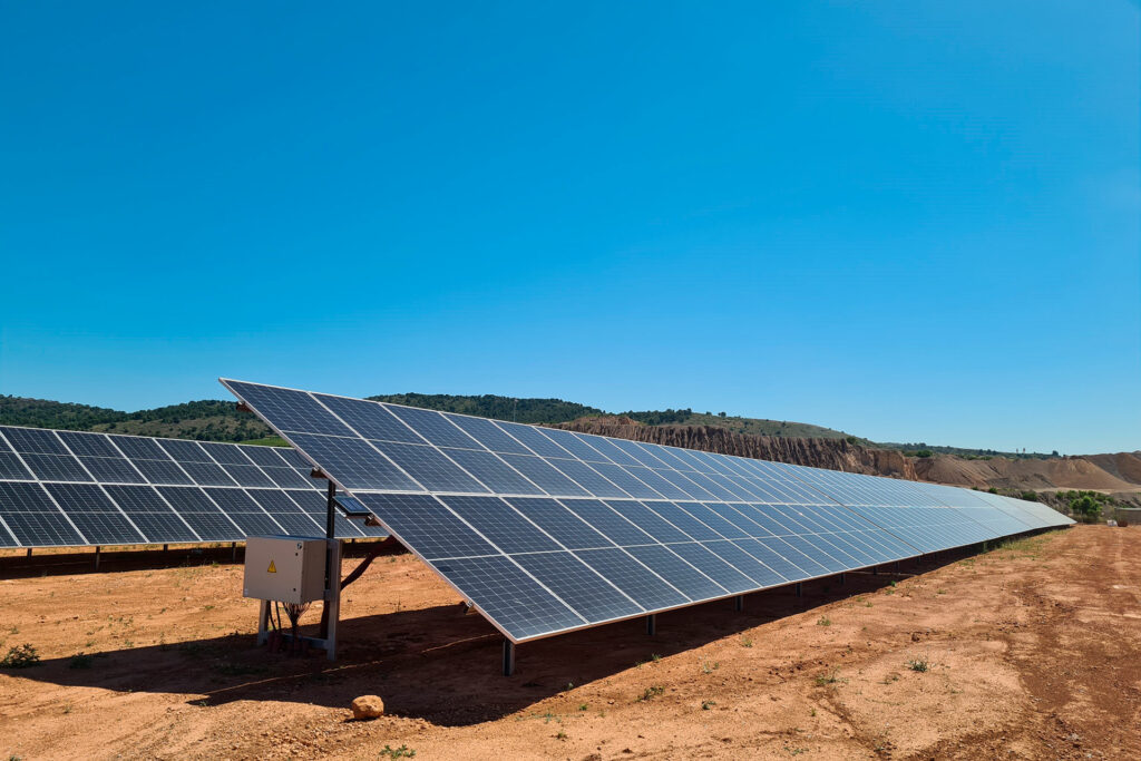 Pavener Autoconsumo solar fotovoltaico industrial en Cantera